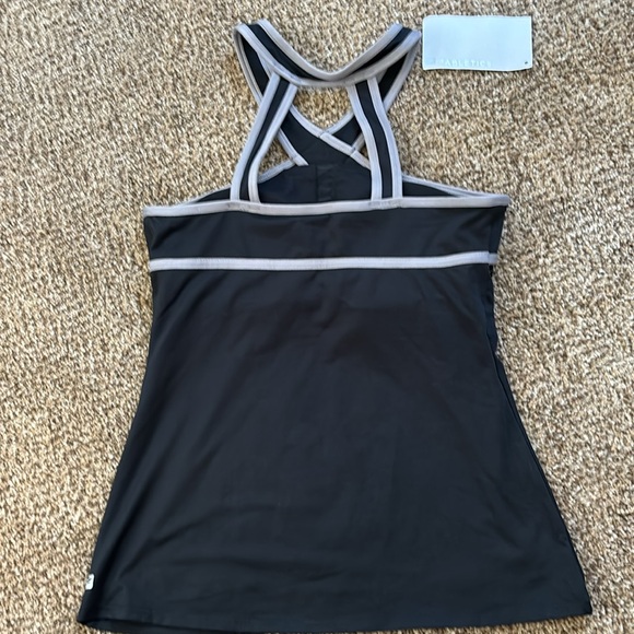Fabletics WorkOut Tank - Picture 2 of 3
